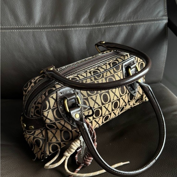 Designer Patterned Brown Handbag - Picture 4 of 11